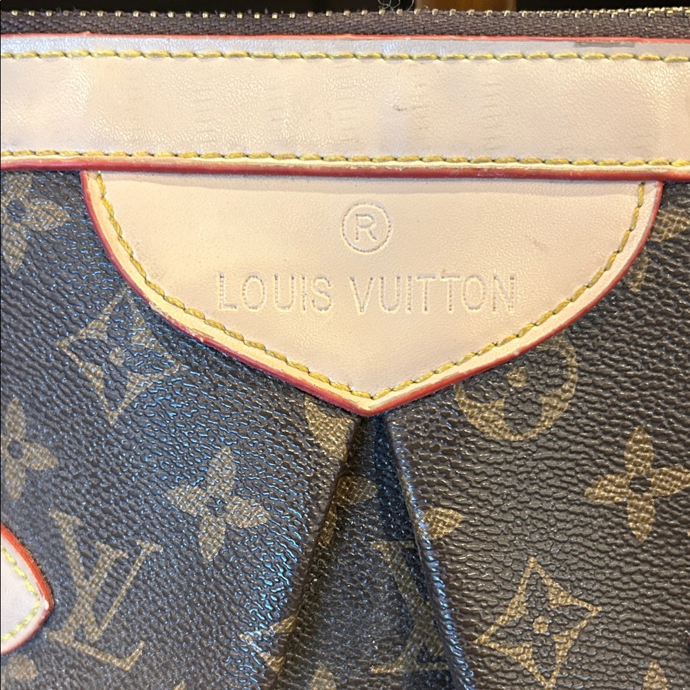 Louis Vuitton-like Monogram Tote with Pink Accents - Picture 3 of 14